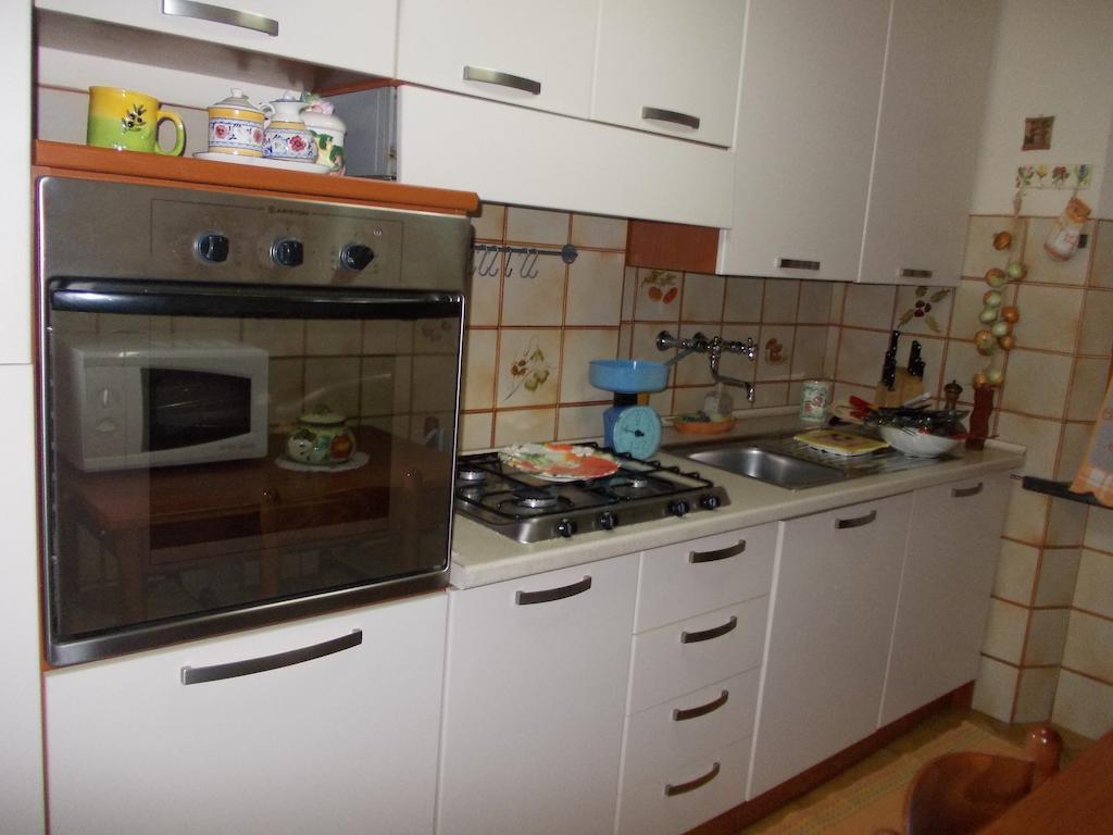 Ferienwohnung Casa Ricciardi Chianni Zimmer foto